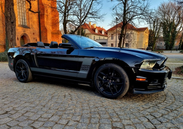 Ford Mustang cena 69000 przebieg: 208000, rok produkcji 2014 z Luboń małe 277